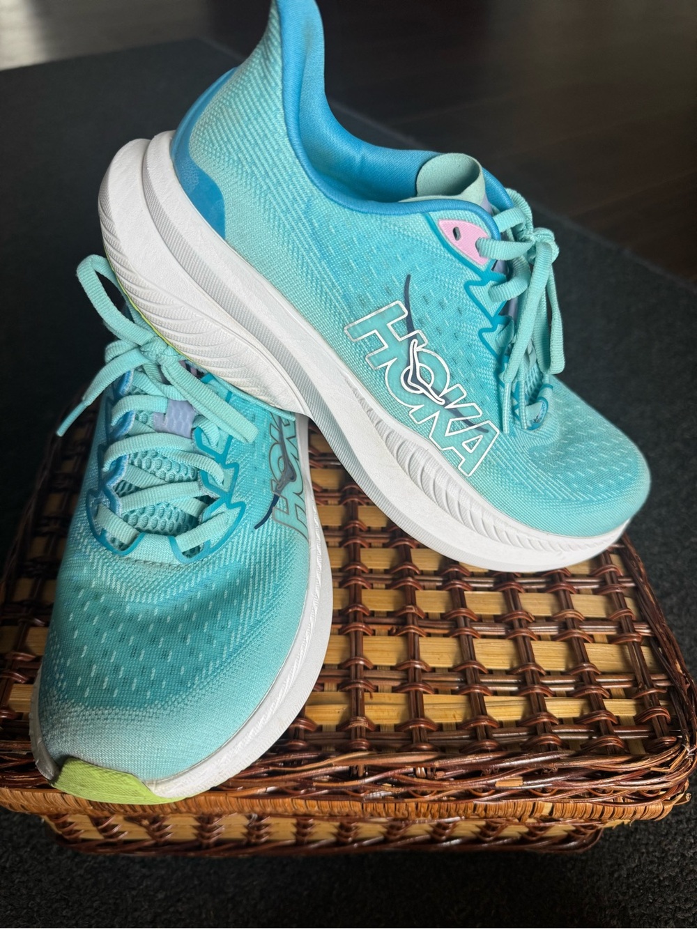 HOKA Women's Mach 6 Running Shoes